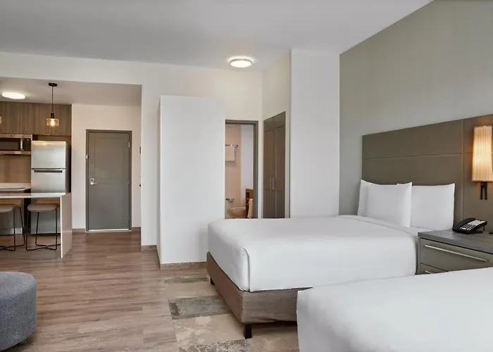 By Marriott 3* Playa del Carmen