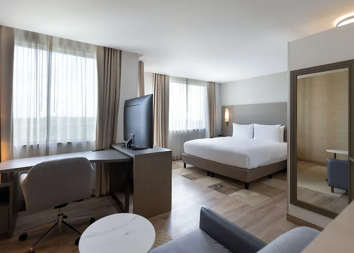 Hotel By Marriott 3*