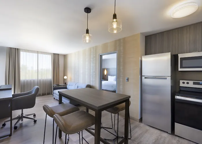 Hotel By Marriott Playa del Carmen
